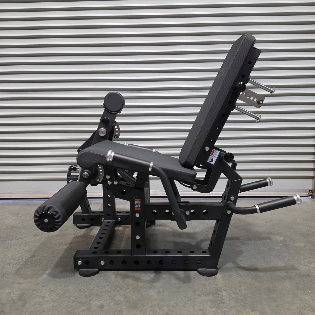 Armortech Plate Loaded Leg Extension / Prone Leg Curl